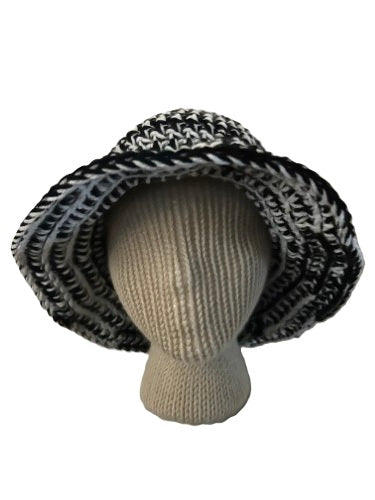 Houndstooth Crochet Sun Hat